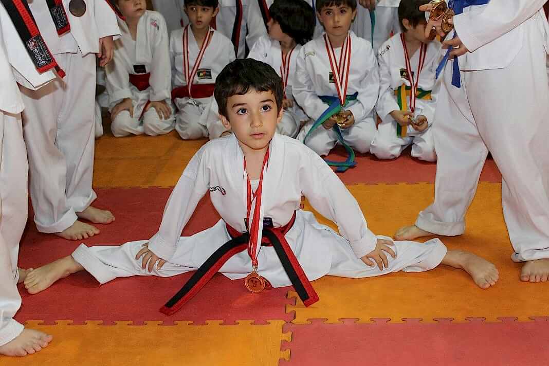 Çocuklar İçin Tae-Kwon-Do Dersleri